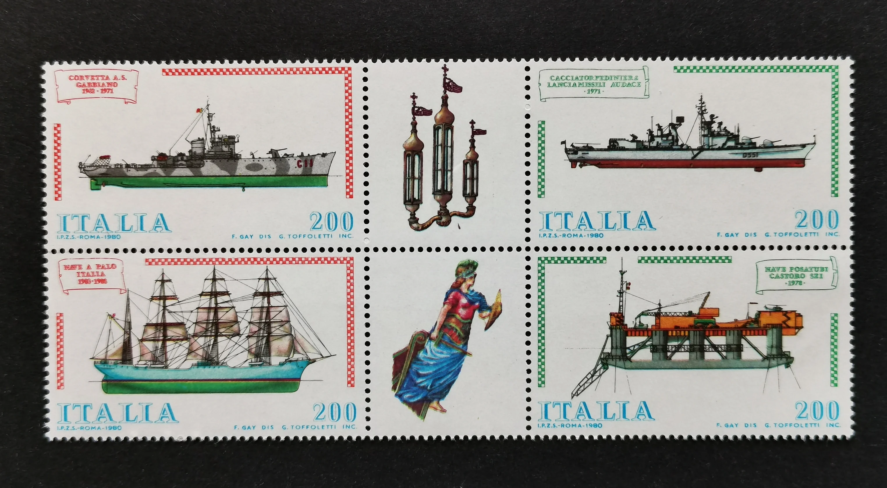 

4Pcs/Set New Italy Post Stamp 1980 Boat Stamps MNH