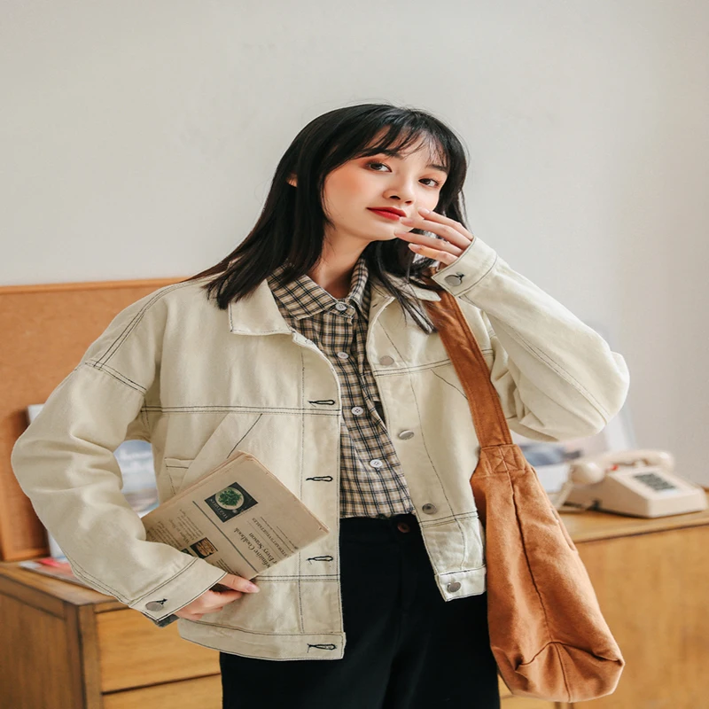 

2021 spring and autumn new straight loose solid color thinner jacket, baseball uniform, tide line decoration denim jacket female