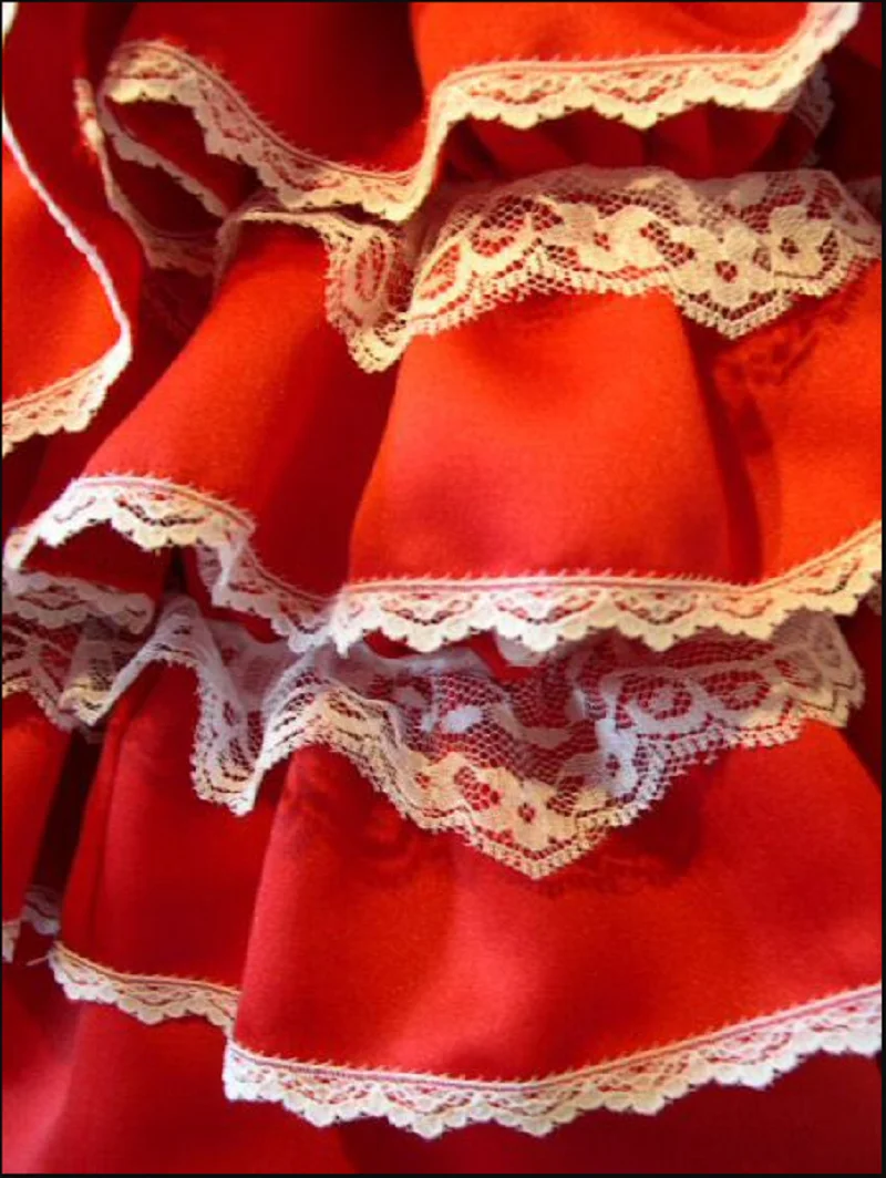 Атласное красно-белое кружевное платье в стиле &quotЛолита&quot с фиксацией костюм