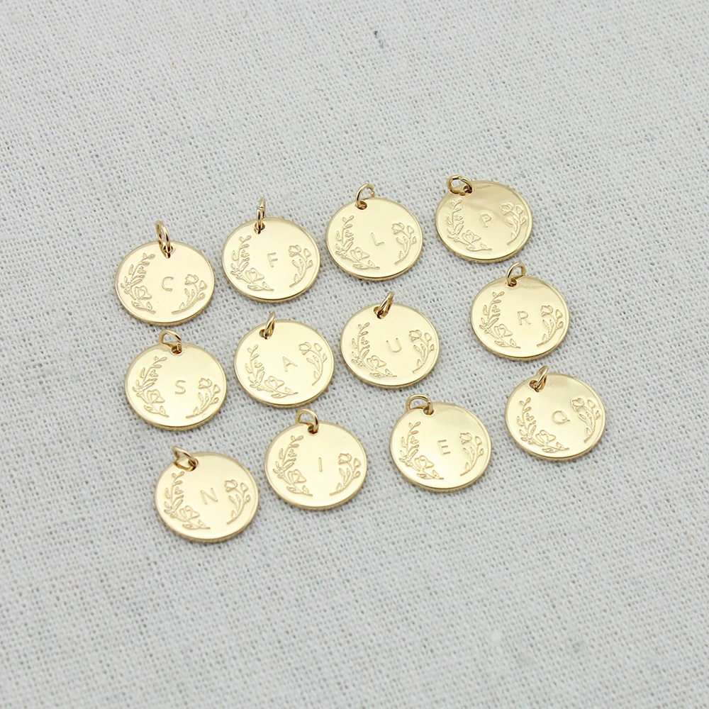 Высокое качество изящный диск с диким цветком оригинальные амулеты буквенным