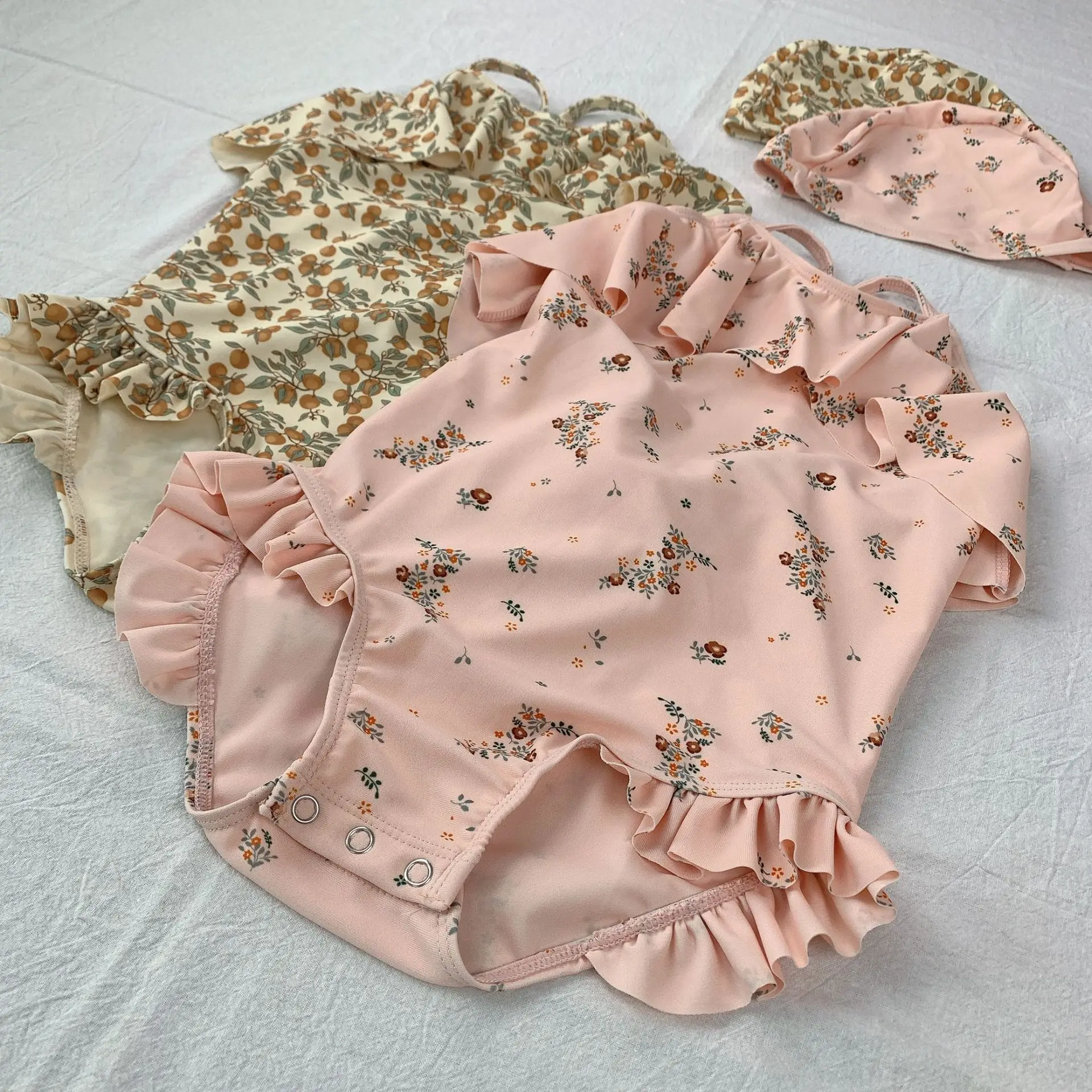 2021 Новое летнее платье для маленьких девочек Купальник с цветочным рисунком