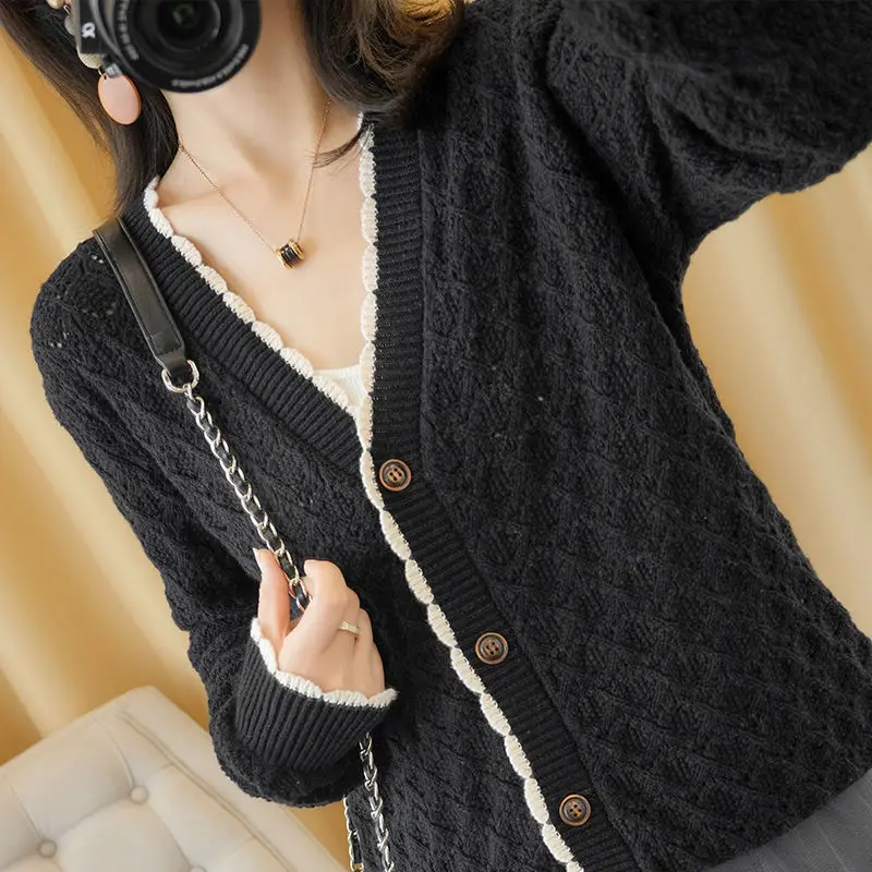 

2021 spring new cardigan small fragrance knitting coat women's button lace hollow out sweater loose large size foreign style