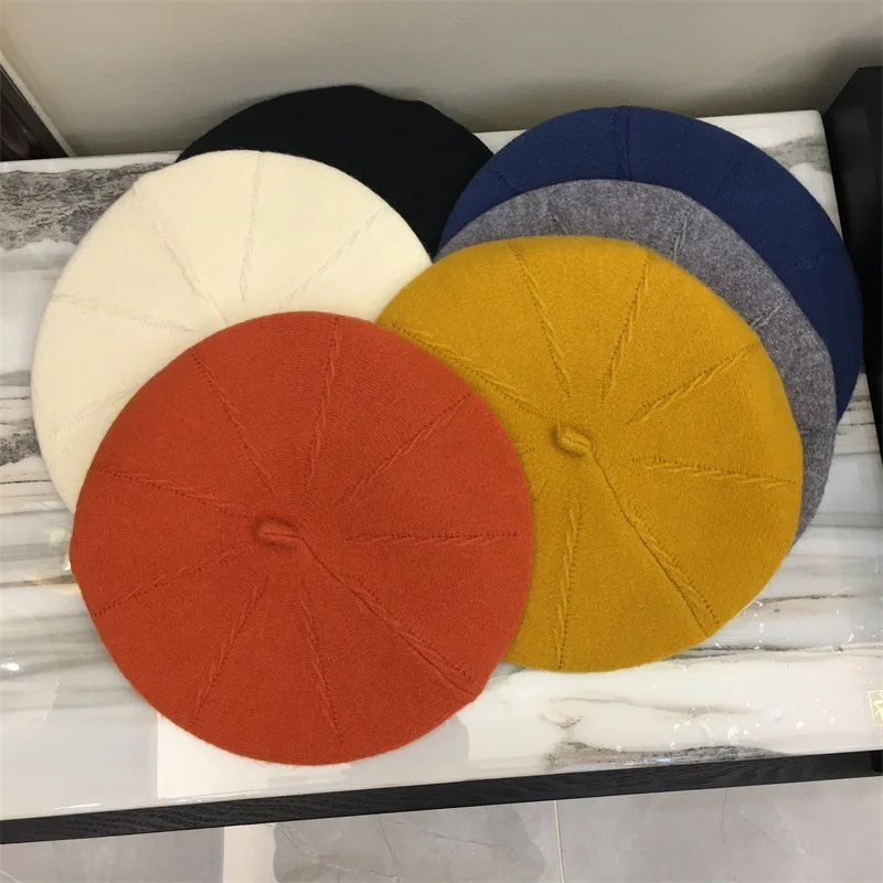 

New Korean Style Berets Hats for Women Soft Wool Elastic Vintage Cap Spring Autumn Warm Hat Fashion Solid Color Girls Beret 2021