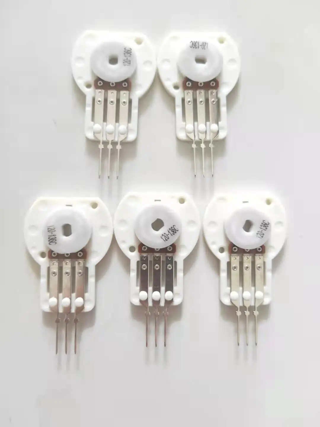 

5PCS/LOT ALPS Automotive Air Conditioner Resistive Position Sensor RD602B028A Long Life Resistance Value 4.7K FP01-WDK02