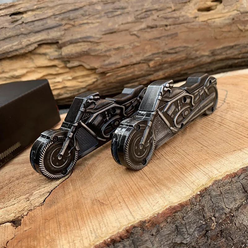 

Multi-function knife zinc aluminum alloy handle Die casting process Outdoor camping hunting knives worthy of collection