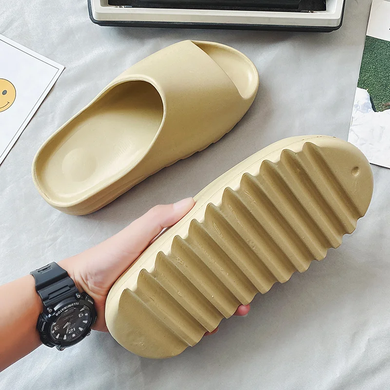 Пляжные шлепанцы для мальчиков и девочек сланцы удобные летние тапочки