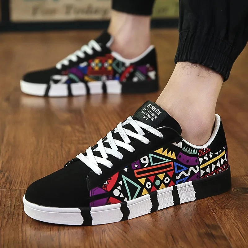 

Summer New Men's Lightweight Sports Shoes Breathable Casual Shoes Male Couple Printing Fashion Comfortable Flat Vulcanized Shoes