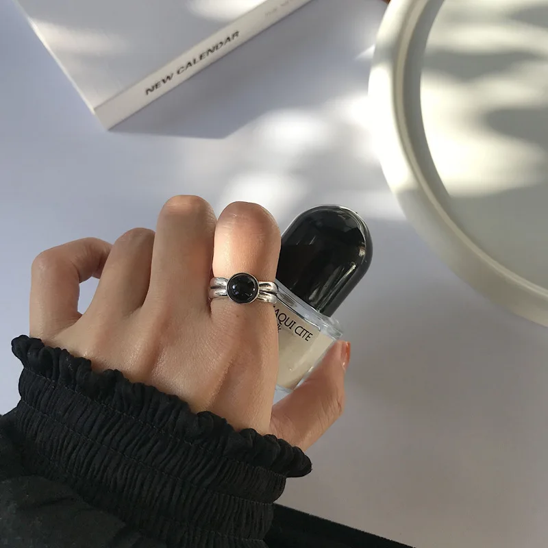 

Ретро подлинное 925 пробы Серебряное кольцо ювелирные украшения двойные ряды круглое кольцо с черным агатом регулировки TLJ1533
