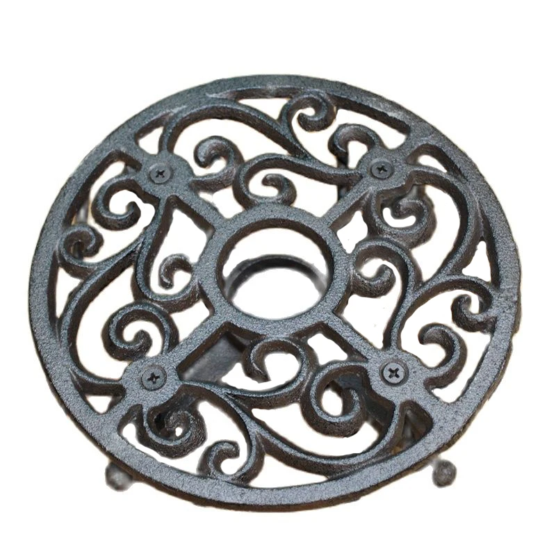 Европейский круглый подсвечник в стиле ретро металлический из чугуна восковой