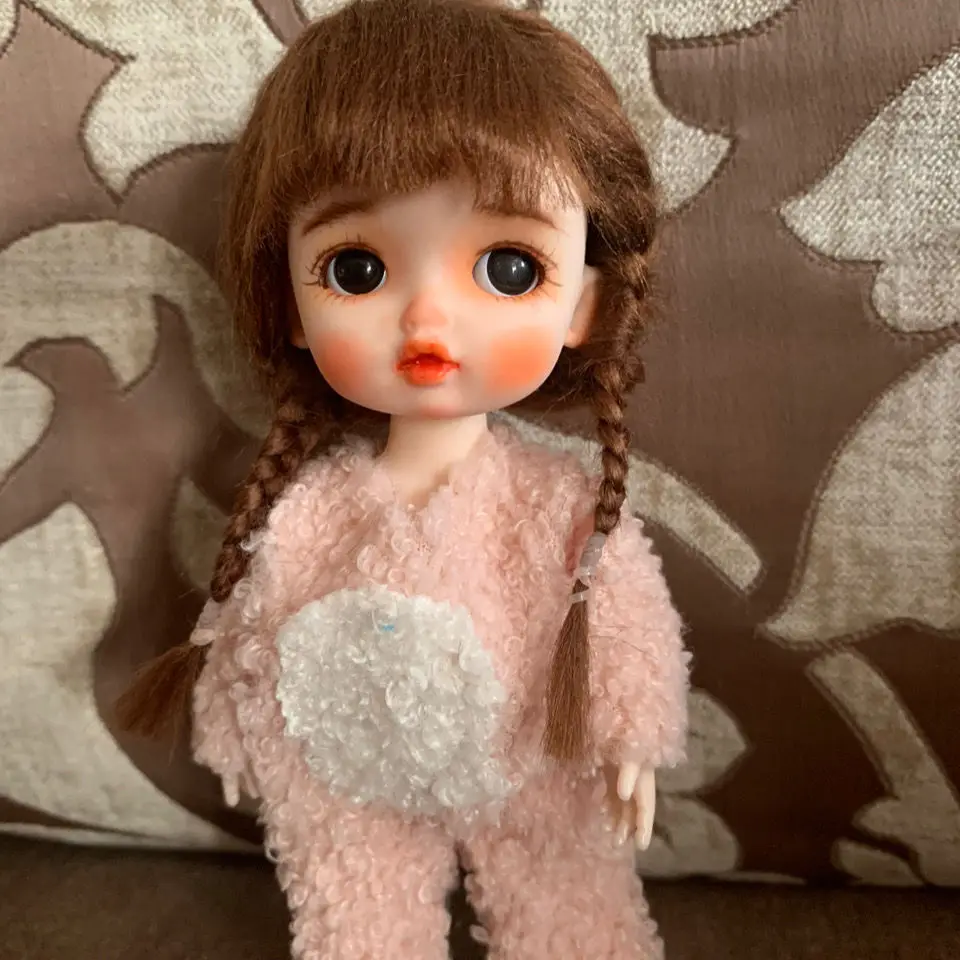 

17CM Cute Mini BJD Dolls Makeup Fashion Sweater Jumpsuit Clothes Movable Casual Sweet DIY 1/8 Doll For Gifts