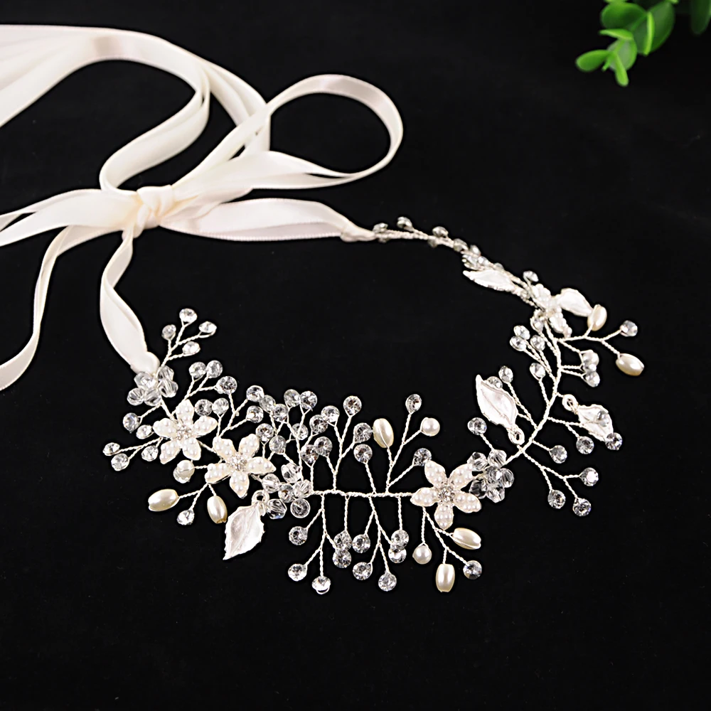 

Handmade Exquisite Silver Leaves Wedding Belt Flower Wedding Sash Rhinestone Wedding Sash Applique Jewel Belt New Bridal Belt