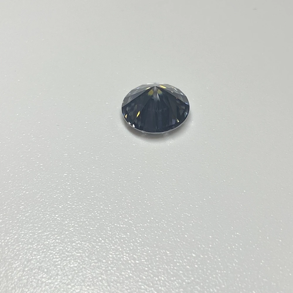 

Grey Moissanite 13mm Size 8 Carats Weight Round Shape Synthetic VVS1 Loose GRA Gemstone