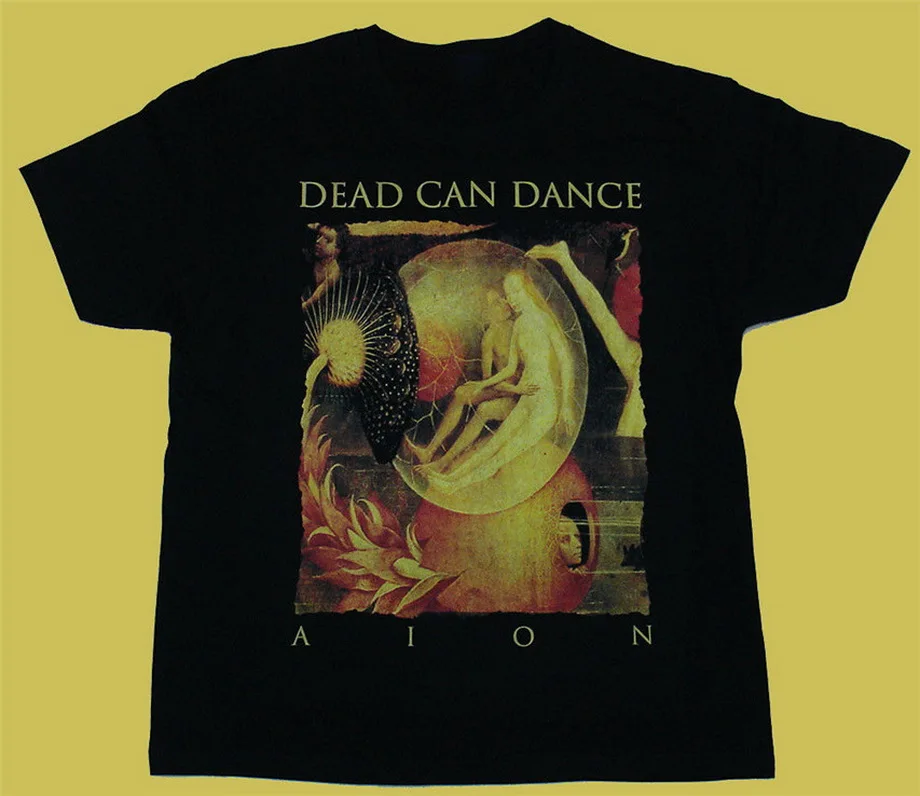 Черная футболка с короткими рукавами из 100% мягкого хлопка принтом героев