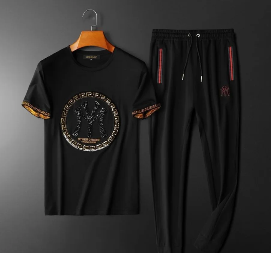 

2020 Men's Summer New Casual Men's Running Men's Short Sleeve T-shirt Shorts 2-piece M-4xl