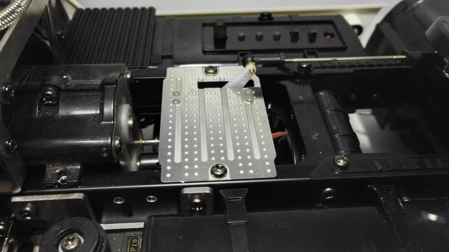 металлический соединитель