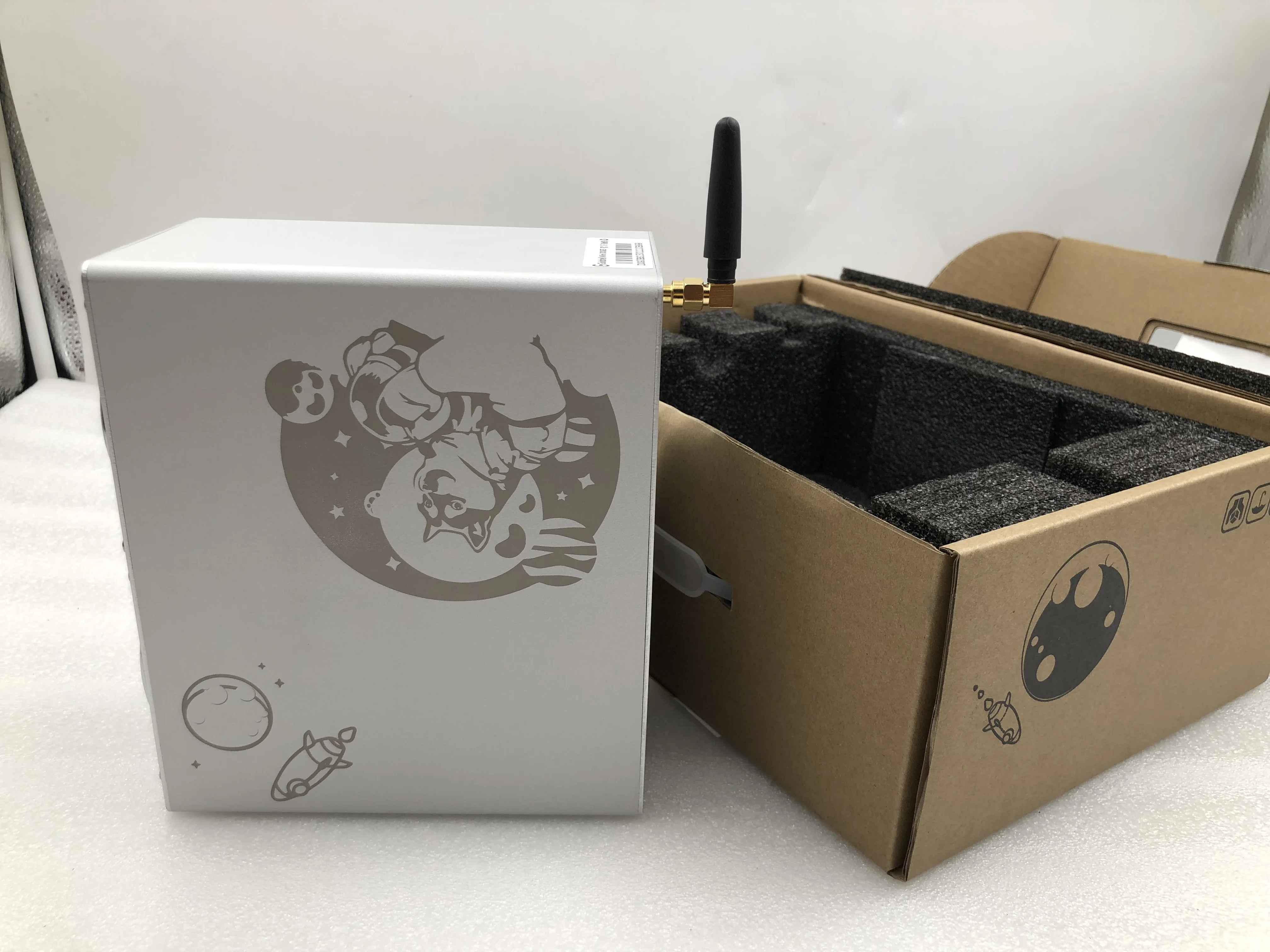 В наличии оригинальная Беспроводная сетевая версия Goldshell Mini Doge 185 м 235 Вт