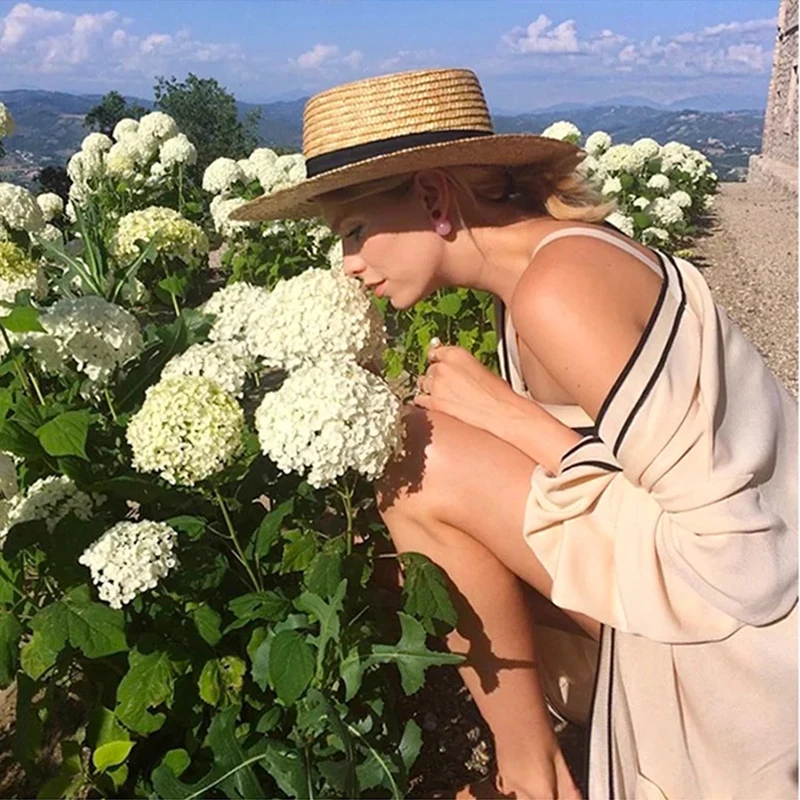 

New Summer Women's Boater Beach Hat Wide side Female Casual Panama Hat Lady Classic Flat Bowknot Straw Sun Hat Women Fedora