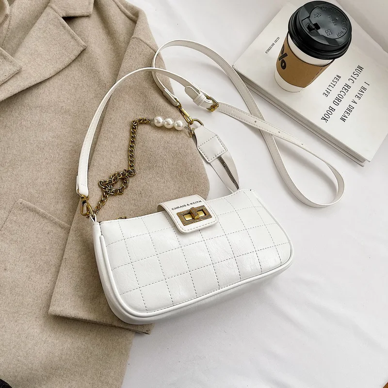 

Pearl chain bag women's 2021 new trend versatile small Xiangfeng Lingge one shoulder slanting bag fashion small square bag