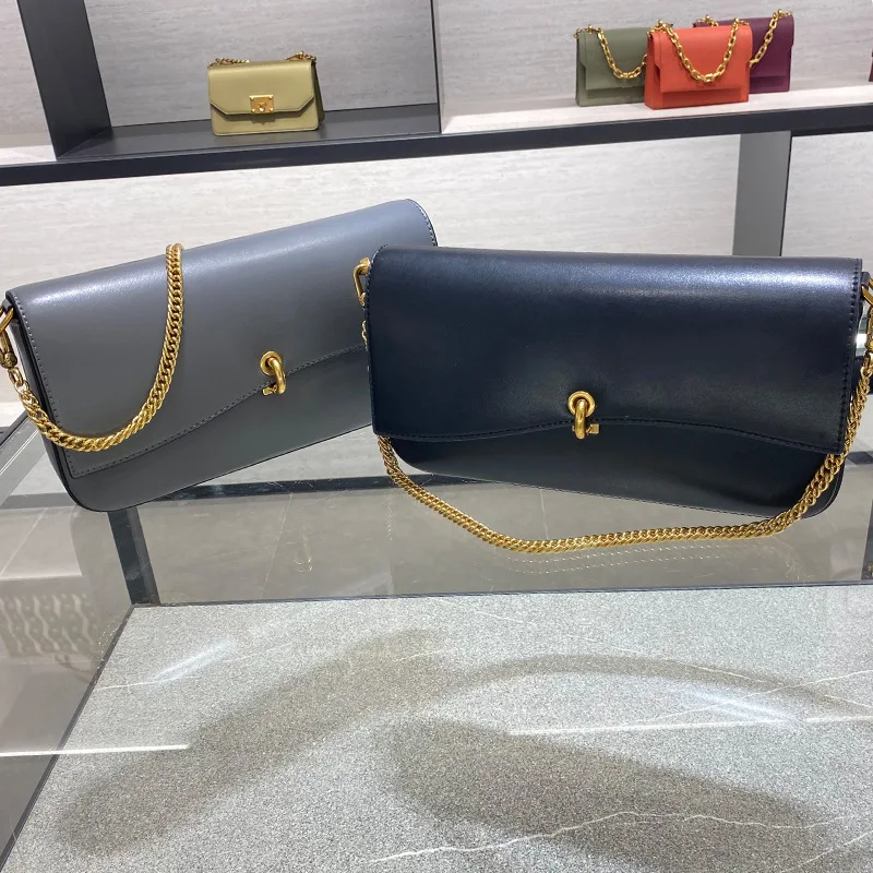 

EPMKER 2021 Purses and Handbags Luxury Designer Lock Crossbody Bags for Women Chains Shoulder Bag Fashion Satchel Handbag