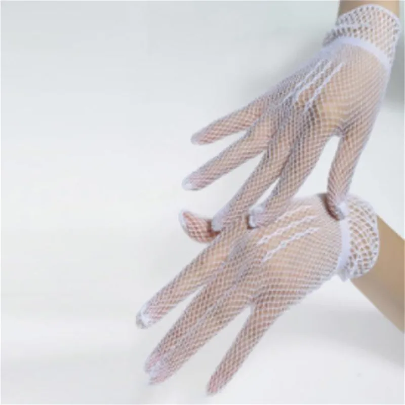 

Sexy Lace Hollow Out Sunscreen Glove Women Ceremony Etiquette Black White Mesh Mittens Summer Thin Breathable Soft Elastic Glove
