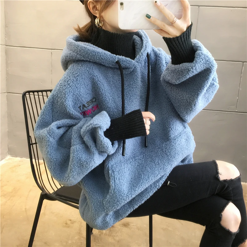 

Imitation lamb embroidered Hoodie for women 2021 New winter Hooded fake two tops fleece and thick plumes for women