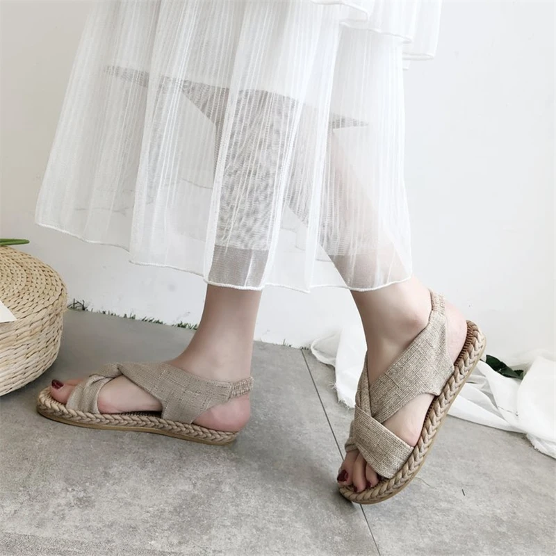 2020 New sandals women summer wear-resistant straw linen Roman comfortable elastic band cross flat bottom women's shoes | Спорт и