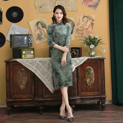 Sheng Coco женское зеленое винтажное Плиссированное Cheongsam традиционное женское бархатное платье с длинным рукавом Qipao осеннее платье до колена - Цвет: green qipao