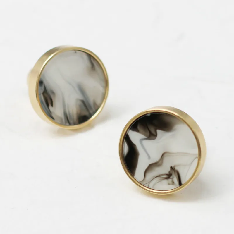 Простая декоративная кухонная мебель шкаф с мраморной ручкой простой креативный