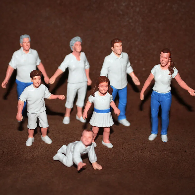 

Miniature Decor Model Simulator Anime Family Member Crawl Baby Action Figures Cute Doll Boy Girl Women Figurine Educational Toys