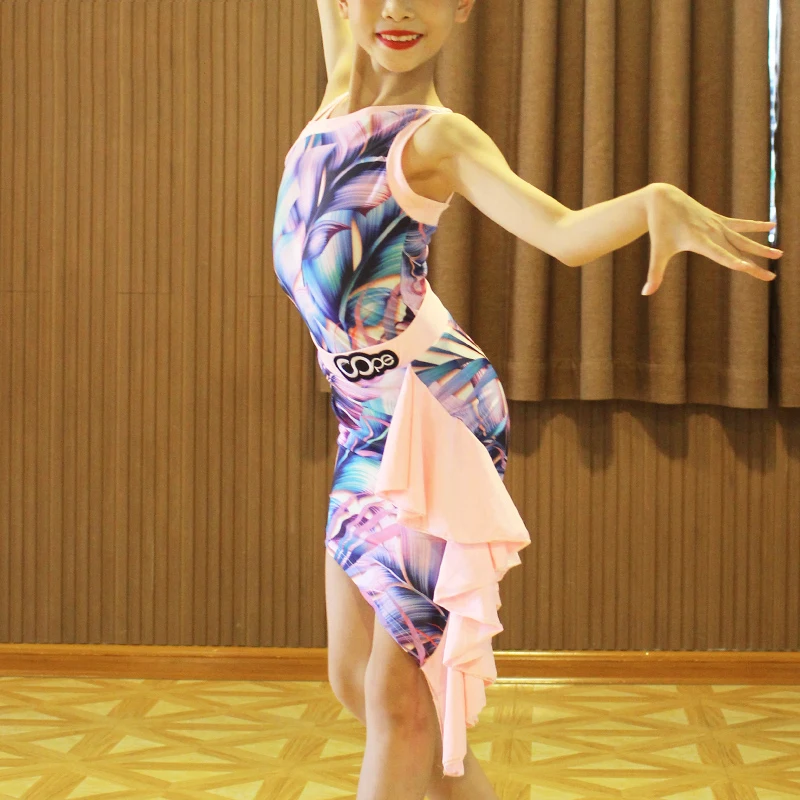 Платье для латиноамериканских танцев без рукавов с оборками | Тематическая