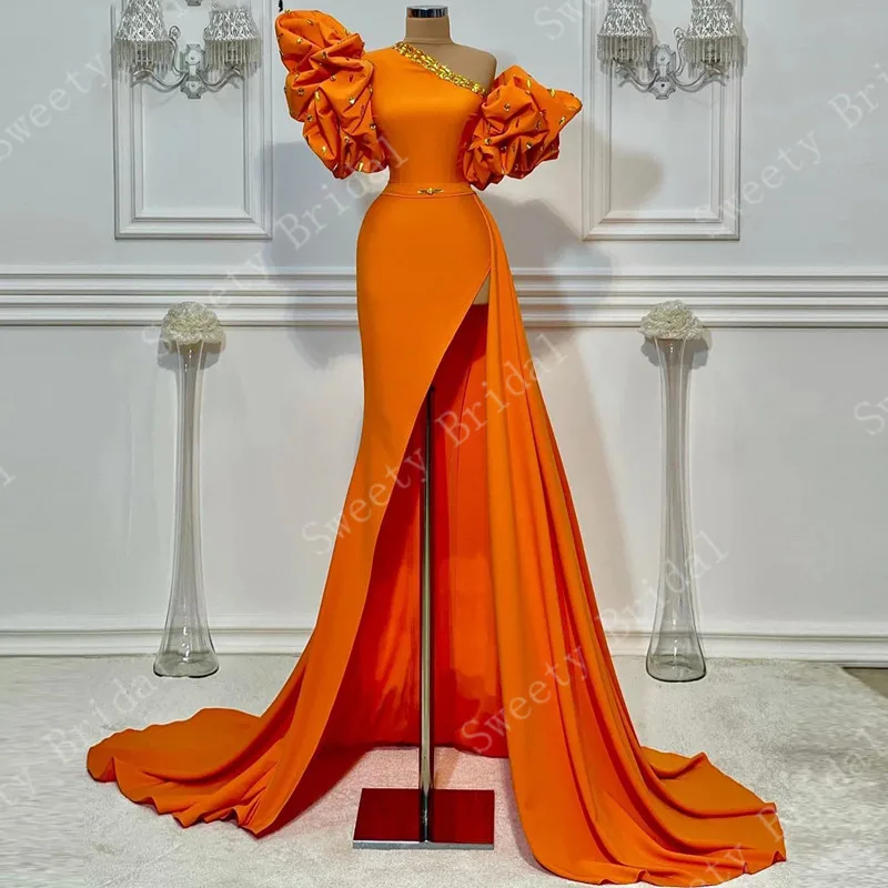 

Orange Mermaid Muslim Evening Dresses 2021 Short Sleeve One Shoulder Crystals High Slit Dubai Women Formal Evening Party Gowns