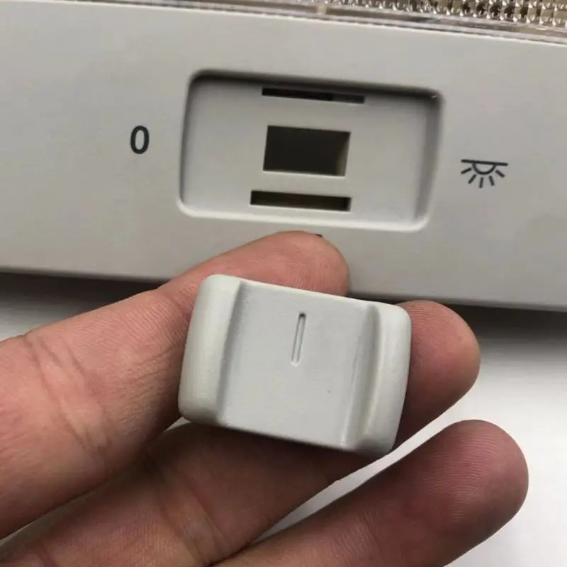 Для Поло Октавия фабия переключатель потолочного освещения лампа для чтения