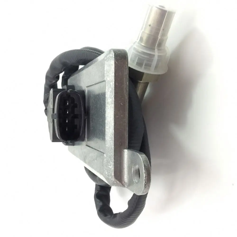 

24V Flat Four Needles Nitrogen Oxide Sensor 5WK9 6619D 2011648 5WK96619D