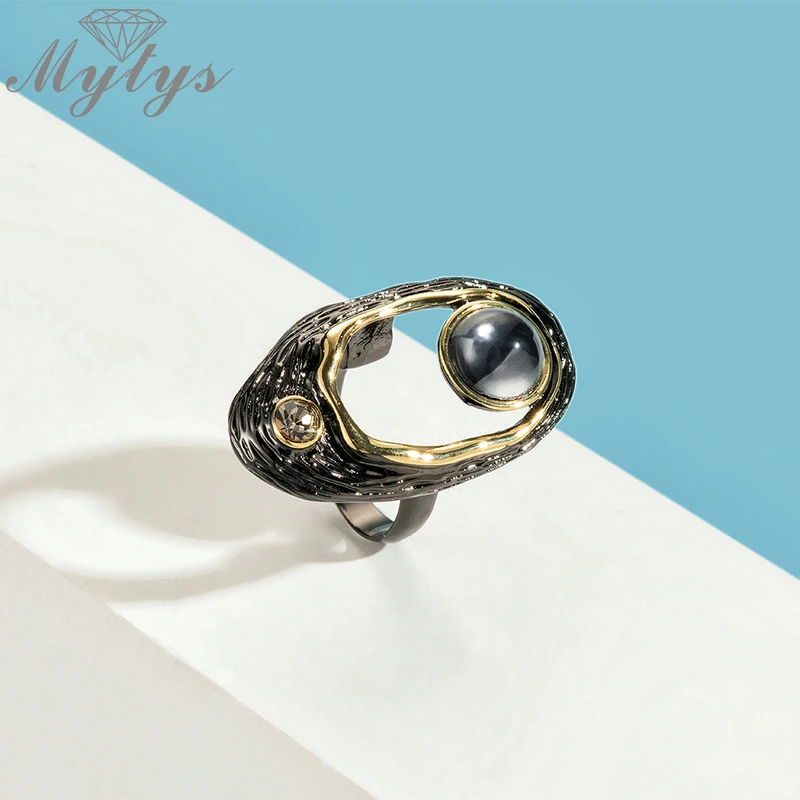 Кольцо Mytys винтажное с черным жемчугом в золотой оправе | Украшения и аксессуары