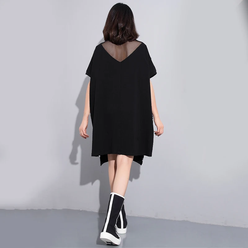 

[EAM] Women Black Letter Printed Mesh Big Size T-shirt New Round Neck Short Sleeve Fashion Tide Spring Summer 2021 JQ971