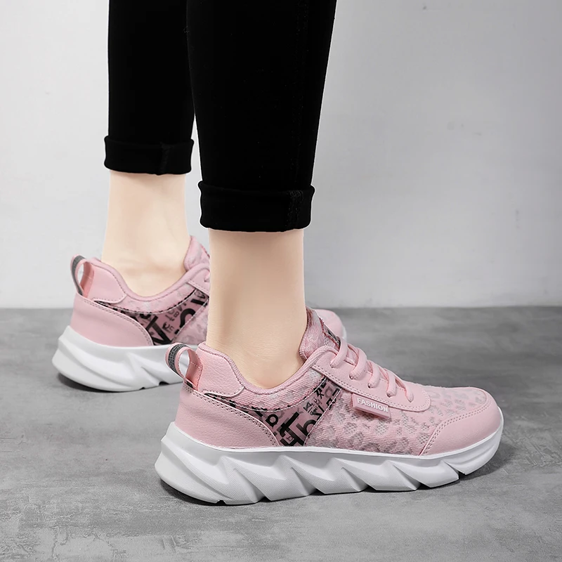 

Mesh Sneakers Women Casual Vulcanized Shoes Lace-Up Solid Flat Platform Spring Summer Breathable Outdoor Sport Shoes