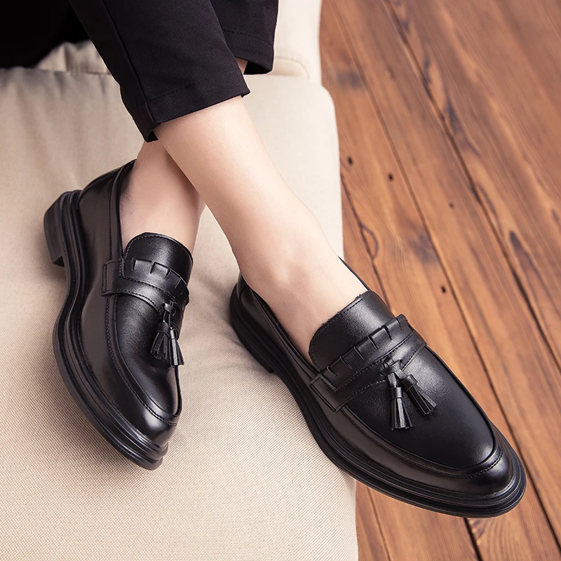 

Fashion Leather Men Casual shoes tassel Loafers Men's Casual Shoes breathable Slip On Boat Shoes Men Moccasins Chaussure Homme
