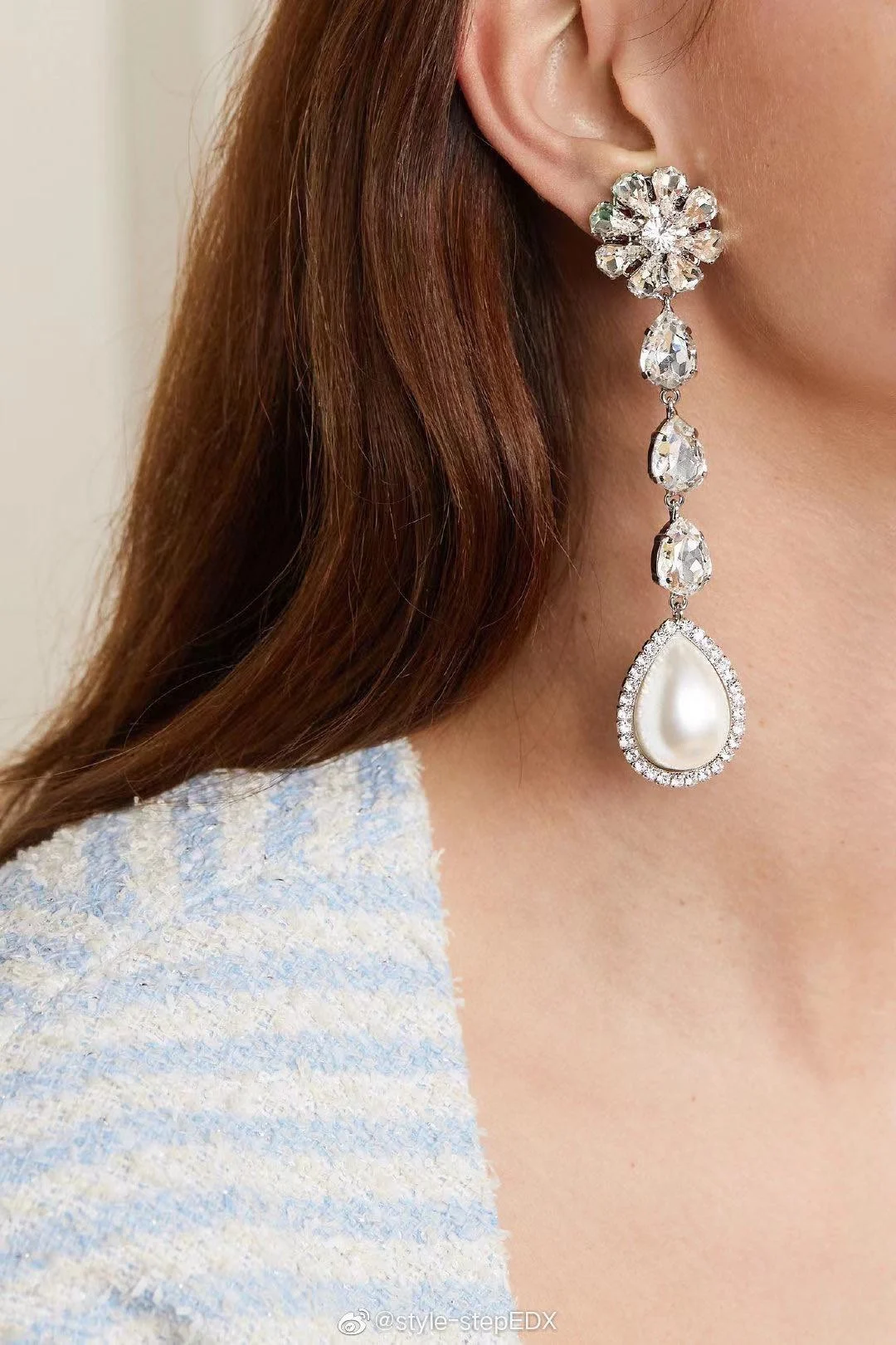 

Elegant temperament flower crystal pendant noble ear clip