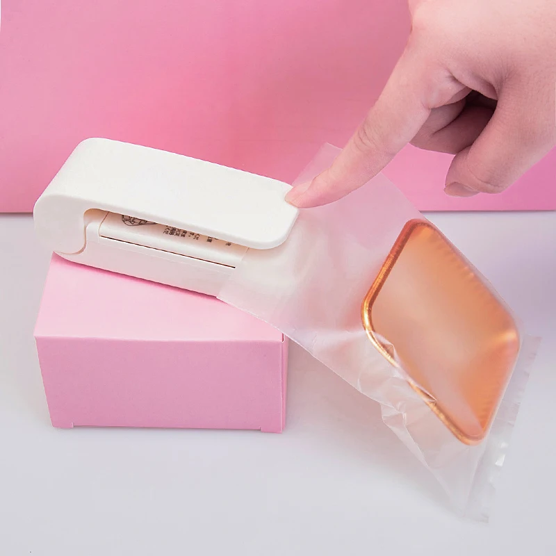 

Mini Portable Handheld Food Sealer Snack Bag Clip Hot Sealer Candy Home Kitchen Food Fresh Keep Electric Appliances Tools