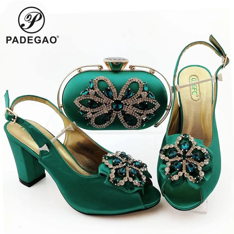 Пикантная Женская обувь в нигерийском стиле с сочетающейся сумочкой комплекте