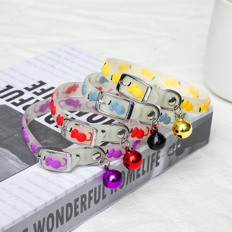 

New Pet Supplies Silicone Fluorescent Dog Collar Luminous Cat Necklace with Bell Night Travel Prevention Loss Puppy Accessories