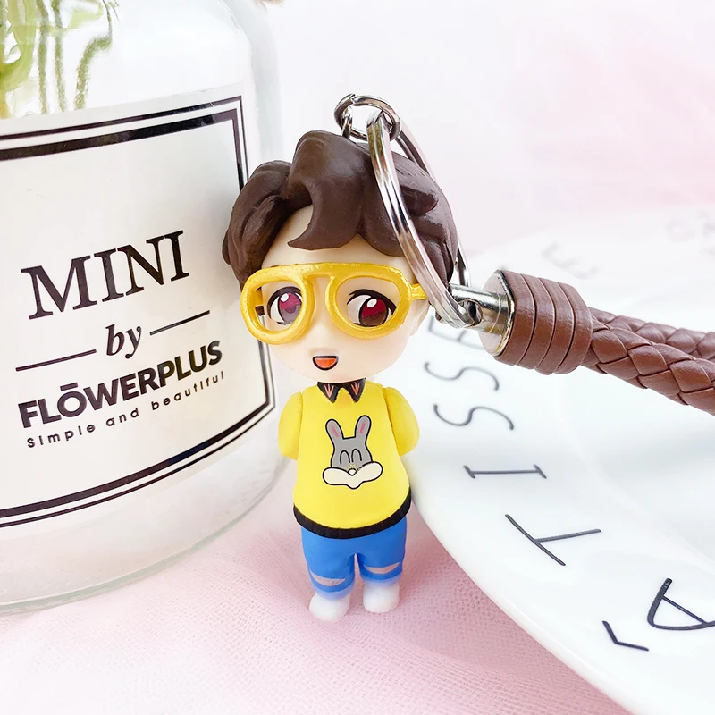 

Bulletproof doll casual wear leather rope bulletproof boy bag pendant key chain red-haired boy blue-haired boy key ornament