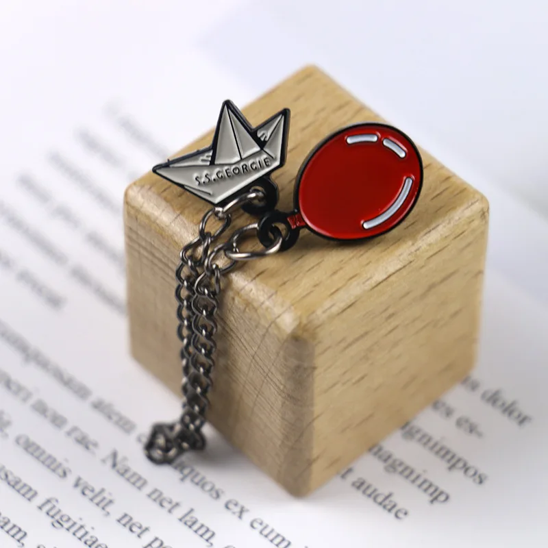 Кошмар перед Рождеством брошь с цепочкой и Эмалью Булавки ювелирные изделия