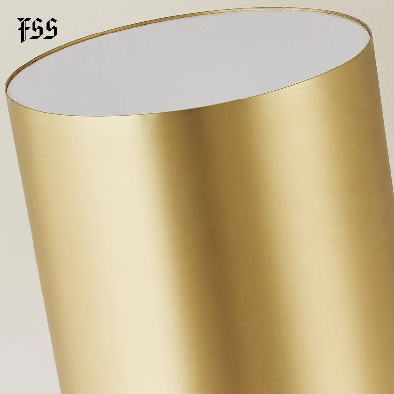 Настольная лампа FSS в современном скандинавском стиле с кристаллами золотого и