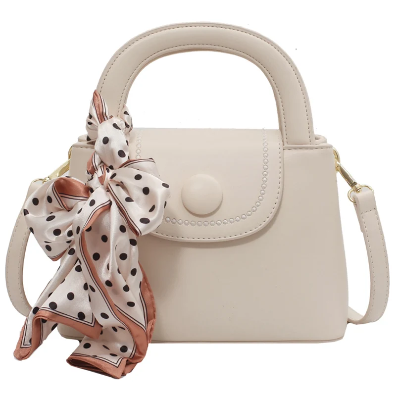 

Niche Design Handbags 2021 New Fashion High-end Messenger Bag Hot-selling Handbag Square Bag Shoulder Bag Width: 19.5cm
