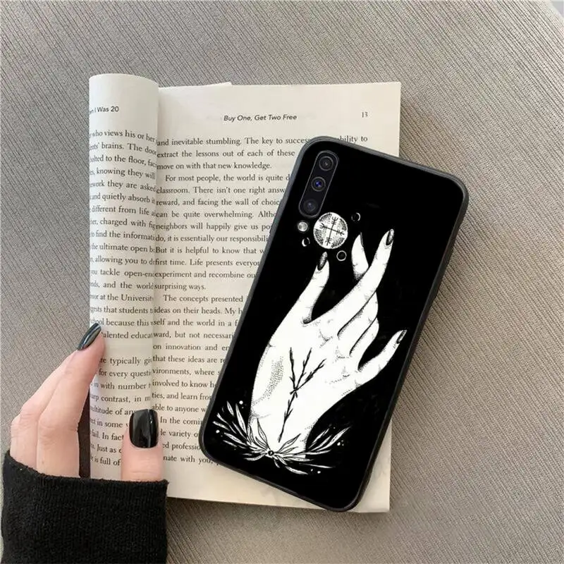 

Halloween Magic Crystal Ball Phone Case For Samsung galaxy S 9 10 20 A 10 21 30 31 40 50 51 71 s note 20 j 4 2018 plus