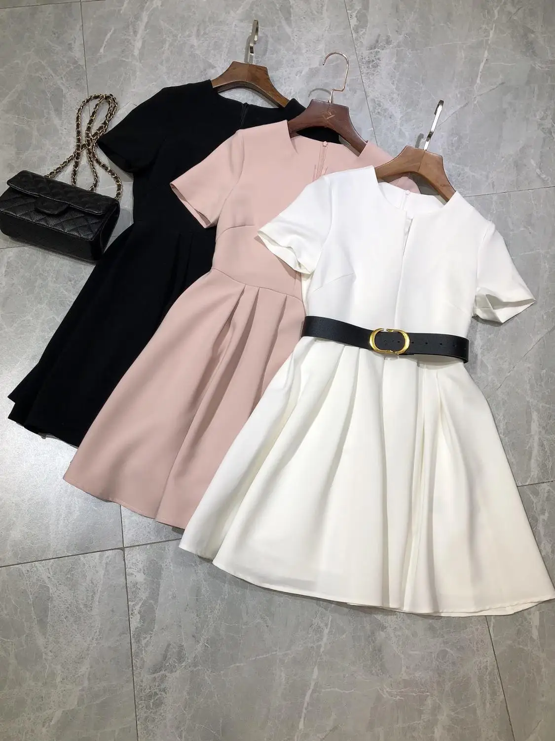 Детское платье с коротким рукавом белое черное розовое из хлопка и полиэстера