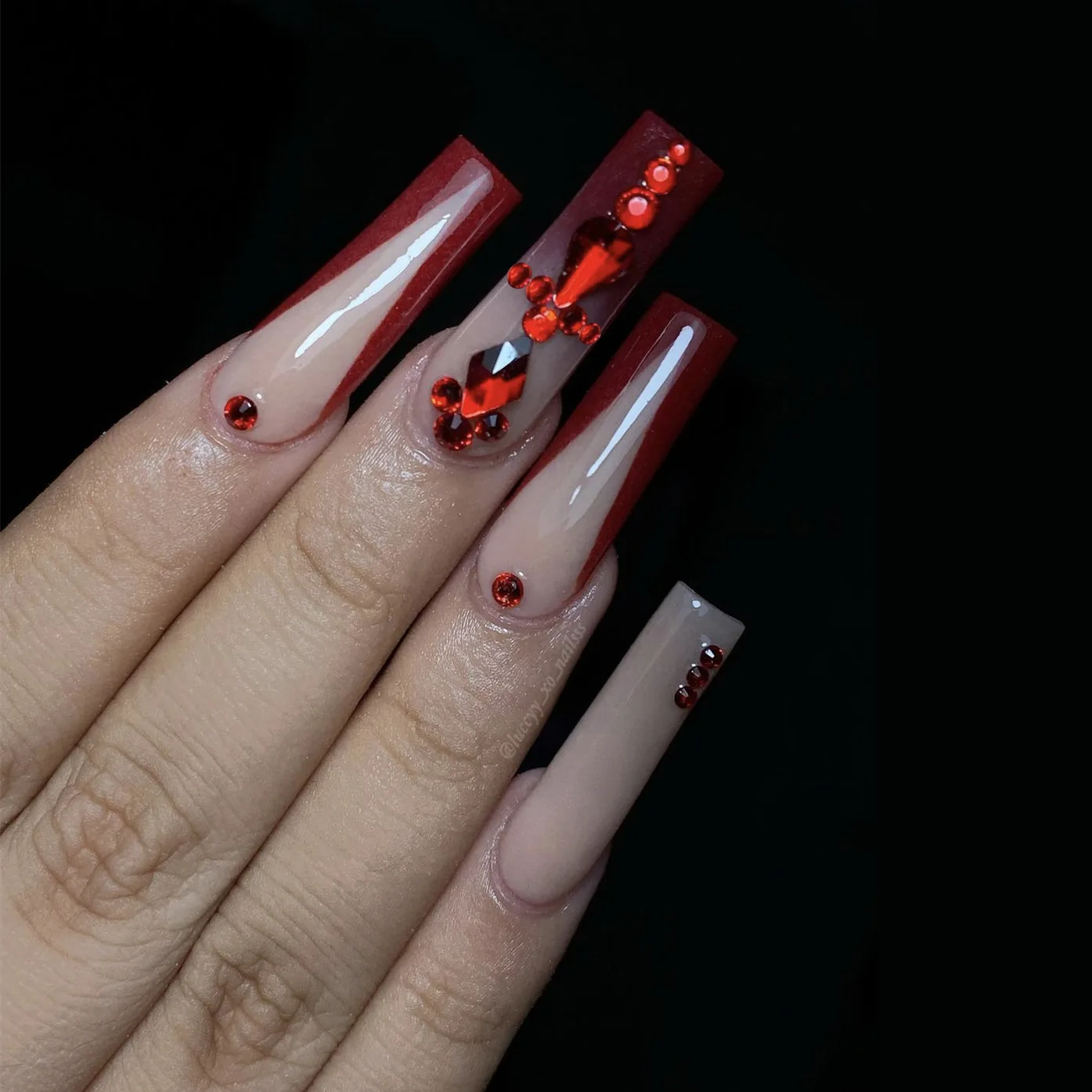 

24Pcs Detachable Super Long Coffin False Nails Red Rhinestone Cross Ballerina Wearable Fake Nail with glue Women Full Cover Nail