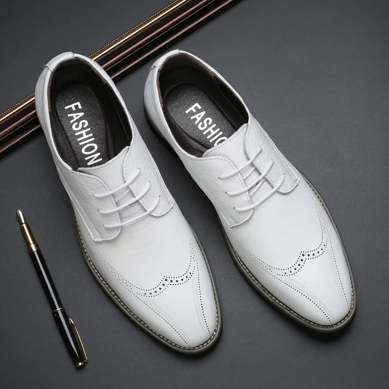 

Italian Stylist Genuine Leather Men formal shoes Brogue elegant classic business wedding social mens dress shoes Zapatos Hombre