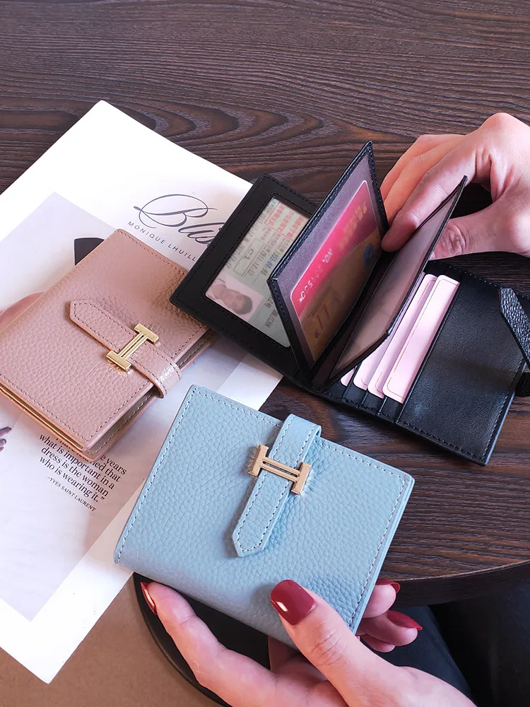 

2021 New Woman Short Wallet High Quality Leather Solid Color Coin Purse Multifunctional Card Bag Fashion Clutch Luxury Bag